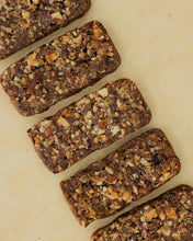 Load image into Gallery viewer, Darl Nut Bars - Caramel Pecan
